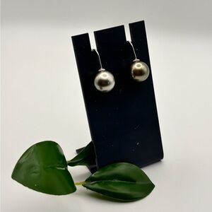 Tahitian Pearl Earrings for Women 14 k White Gold 12 mm Round